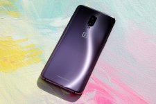 bgr-oneplus-6t-purple-1.jpg