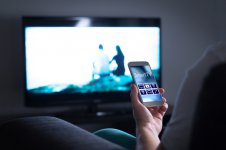 watching-tv-with-smartphone.jpg