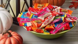 ersheys-kit-kat-whoppers-bubble-yum-e1601902140421.jpg