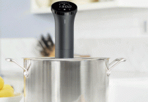 anova-nano-sous-vide-precision-cooker.gif