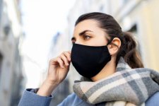 black-coronavirus-face-mask.jpg