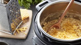 instant-pot-duo-e1603455821391.jpg