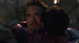 avengers-endgame-tony-stark-peter-parker.jpg